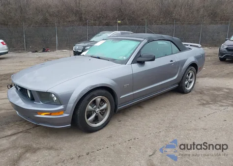 2006 Ford Mustang Gt z USA, uszkodzony, nr VIN 1ZVHT85H265214634